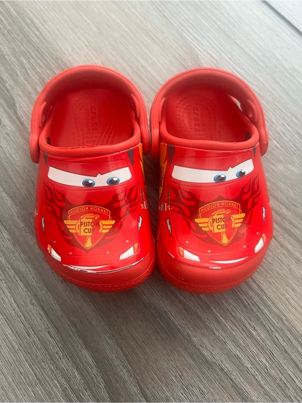 Crocs Cars Lightning McQueen - Picture 1 of 9